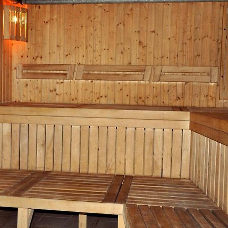 Soborniy Hotel Zaporizhia Bagian luar foto