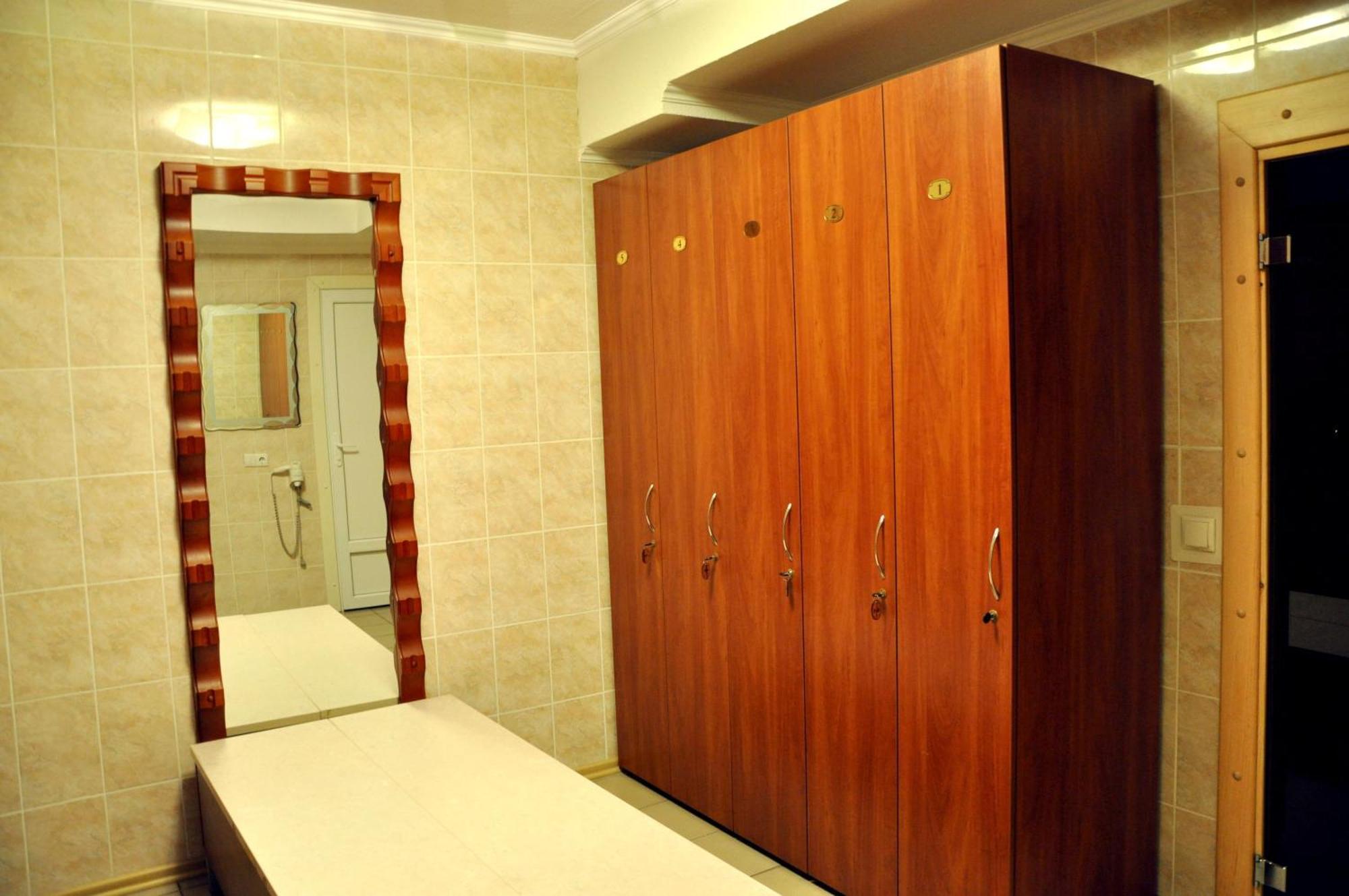 Soborniy Hotel Zaporizhia Bagian luar foto