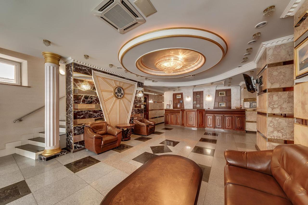 Soborniy Hotel Zaporizhia Bagian luar foto