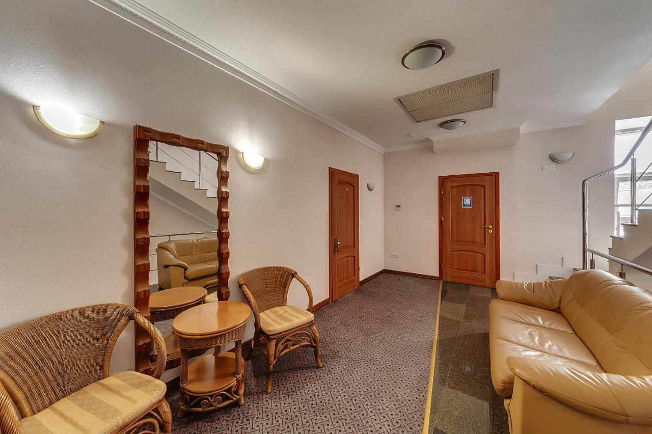 Soborniy Hotel Zaporizhia Bagian luar foto